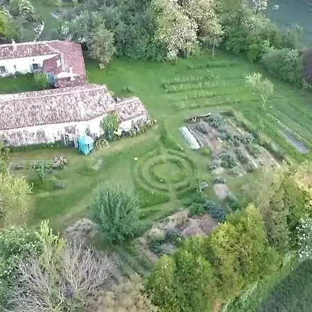 Au Bout Du Chemin Bouteilles-Saint-Sébastien
