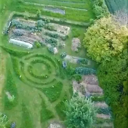 Au Bout Du Chemin * Bouteilles-Saint-Sébastien