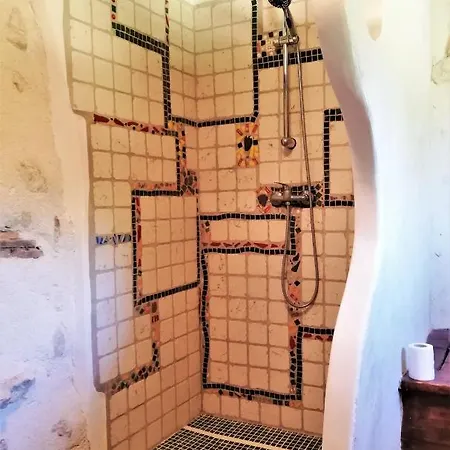 Au Bout Du Chemin Проживание в семье *