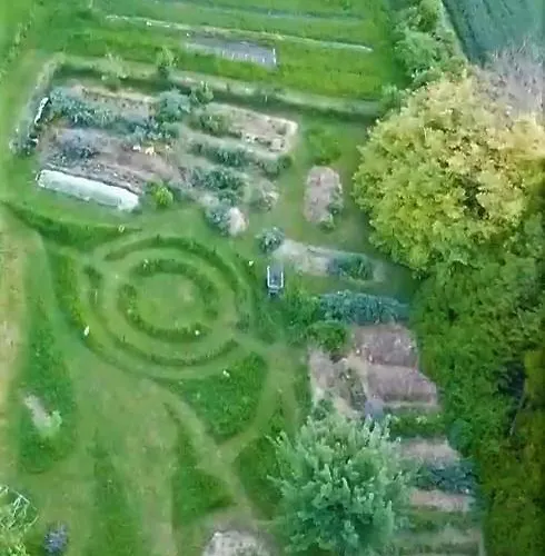 Au Bout Du Chemin * Bouteilles-Saint-Sébastien
