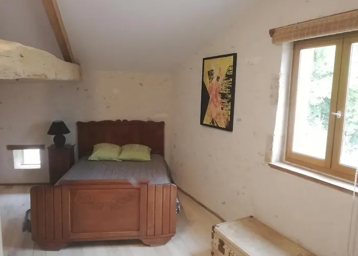 Au Bout Du Chemin * Bouteilles-Saint-Sébastien