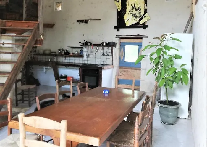 Au Bout Du Chemin * Bouteilles-Saint-Sébastien