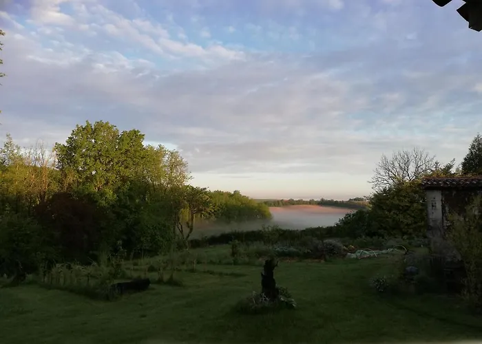 Au Bout Du Chemin Quarto em Acomodações Particulares